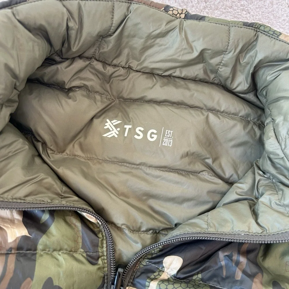 TSG The Sporting Gent Camo Reeldown Puffer‎ Vest Size S Reversible Packable NWT